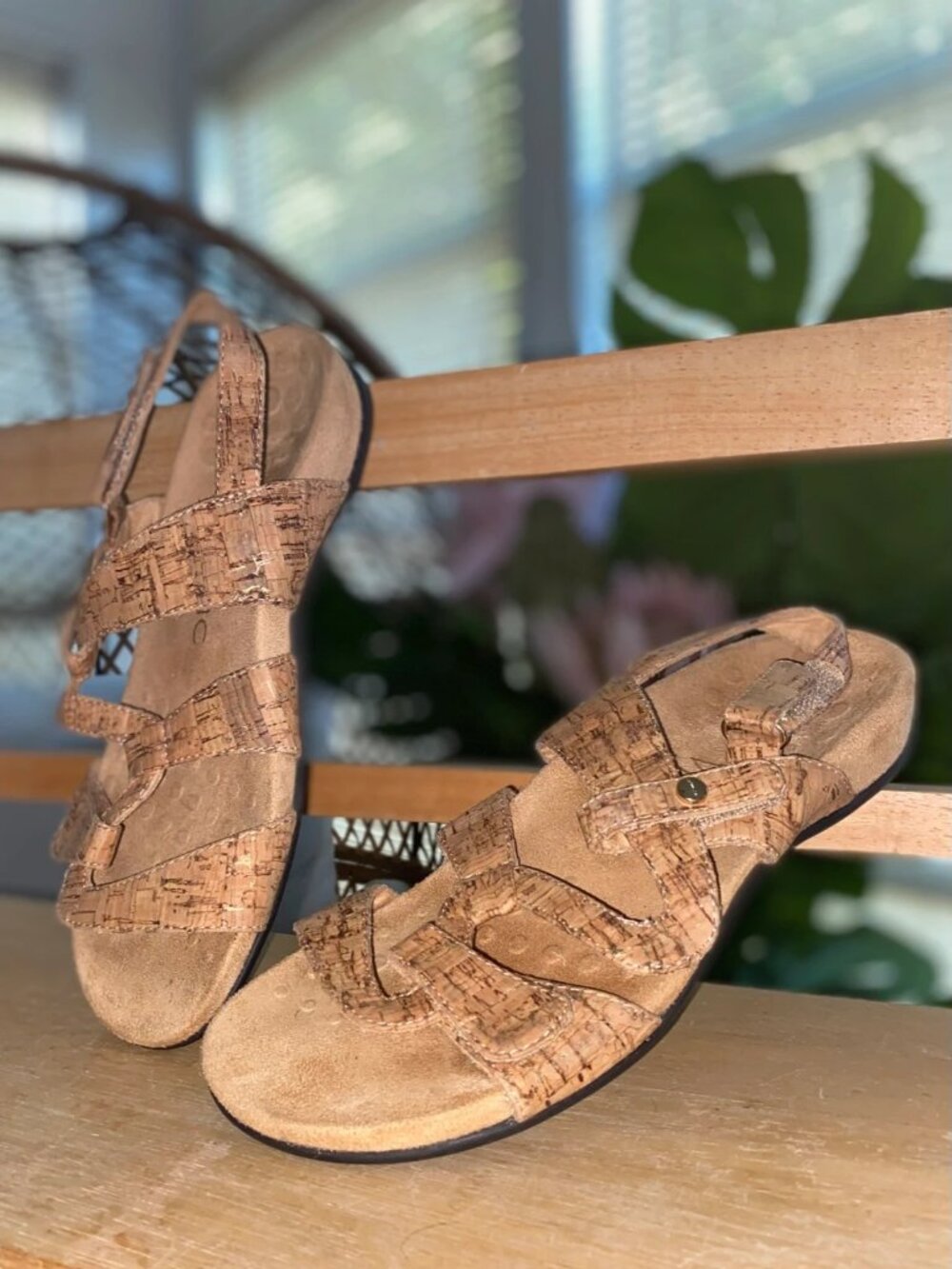 Vionic Womens Paros Cork Leather Tan Strappy Slingback Sandals Flat Size 7